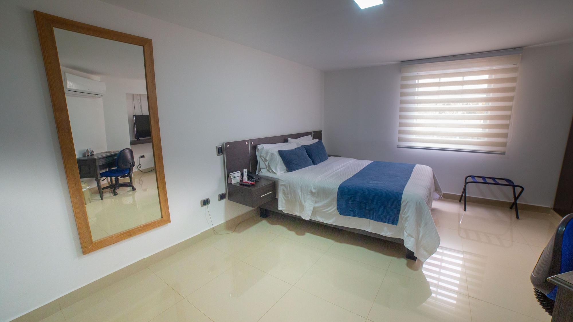 Azor Hotel Cali Versalles Kültér fotó