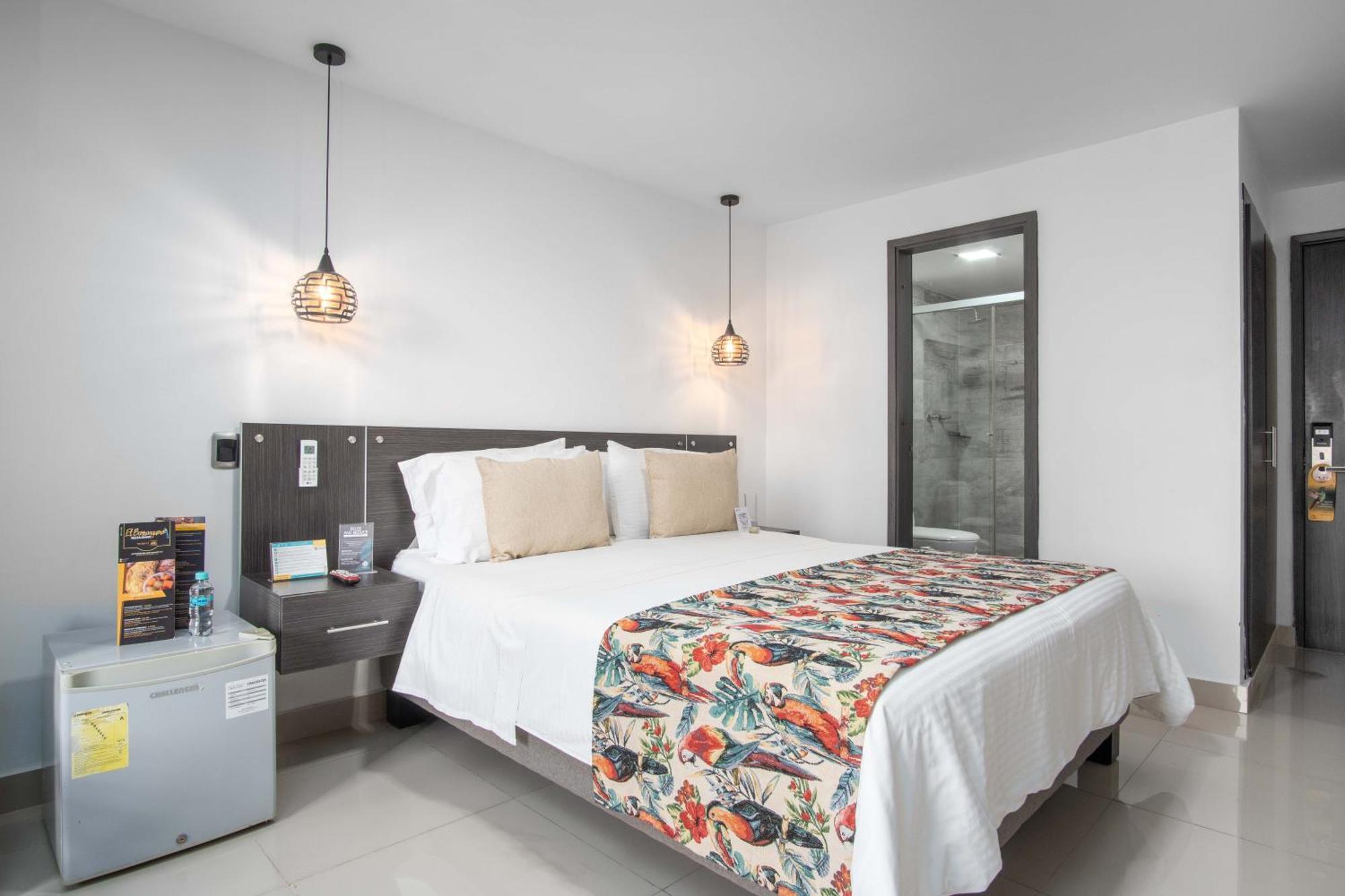 Azor Hotel Cali Versalles Kültér fotó